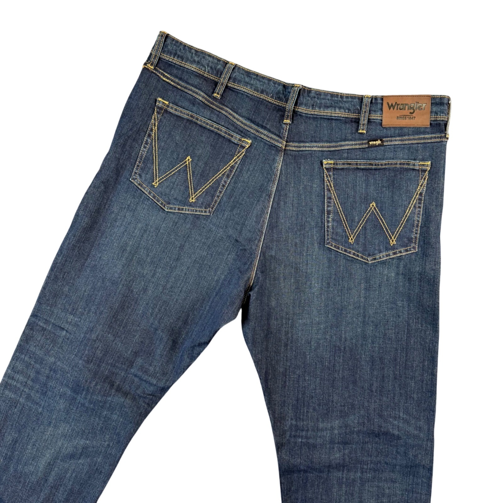 New Wrangler Regular Fit Flex Jeans Dark Wash Mens 40x30 Straight Leg Workwear